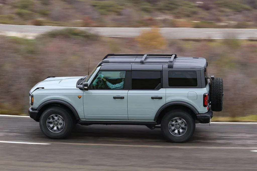 Ford Bronco Geländewagen